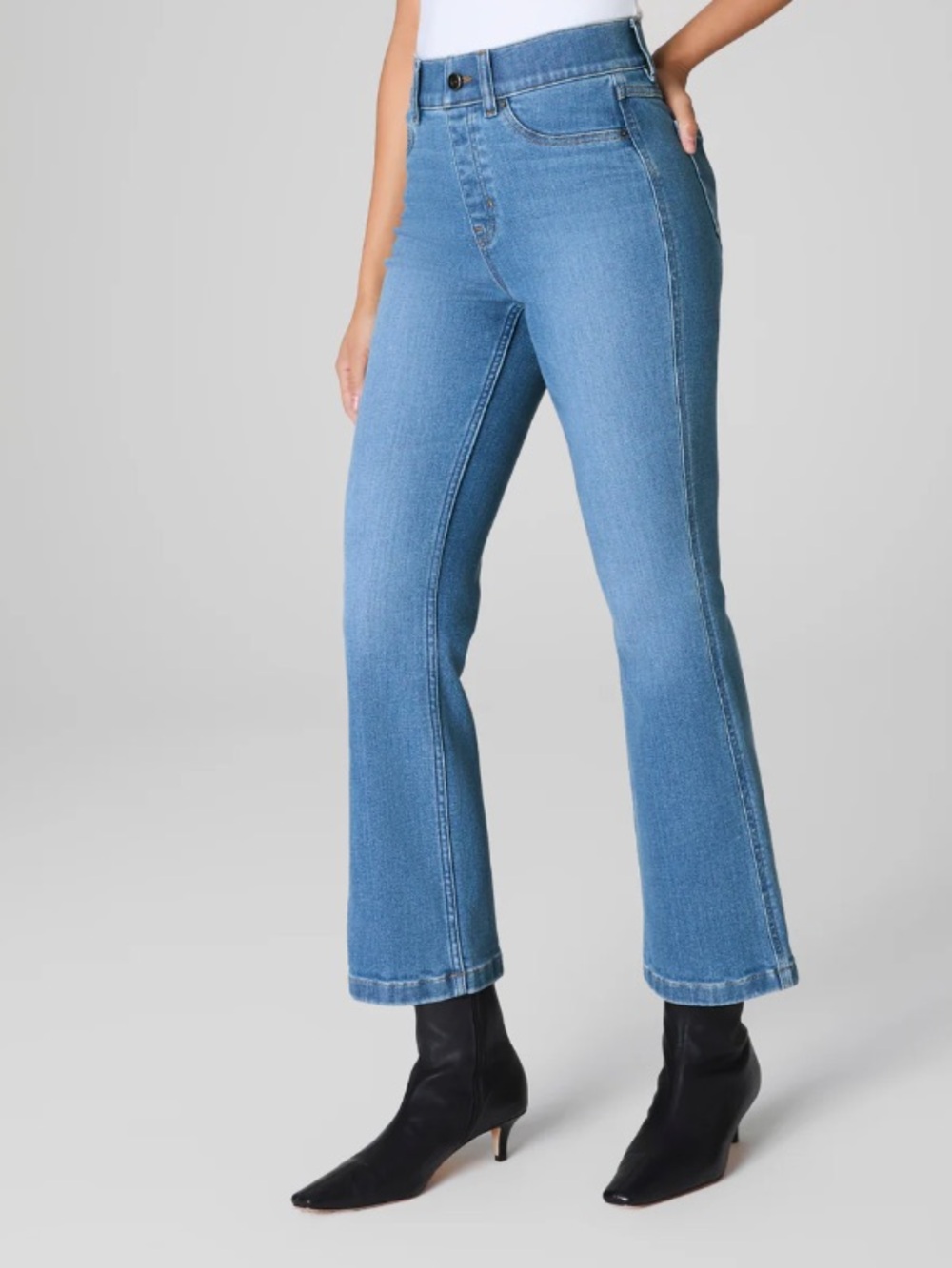 SPANX EveryWear Kick Flare Jeans Stonewash Blue Size Small